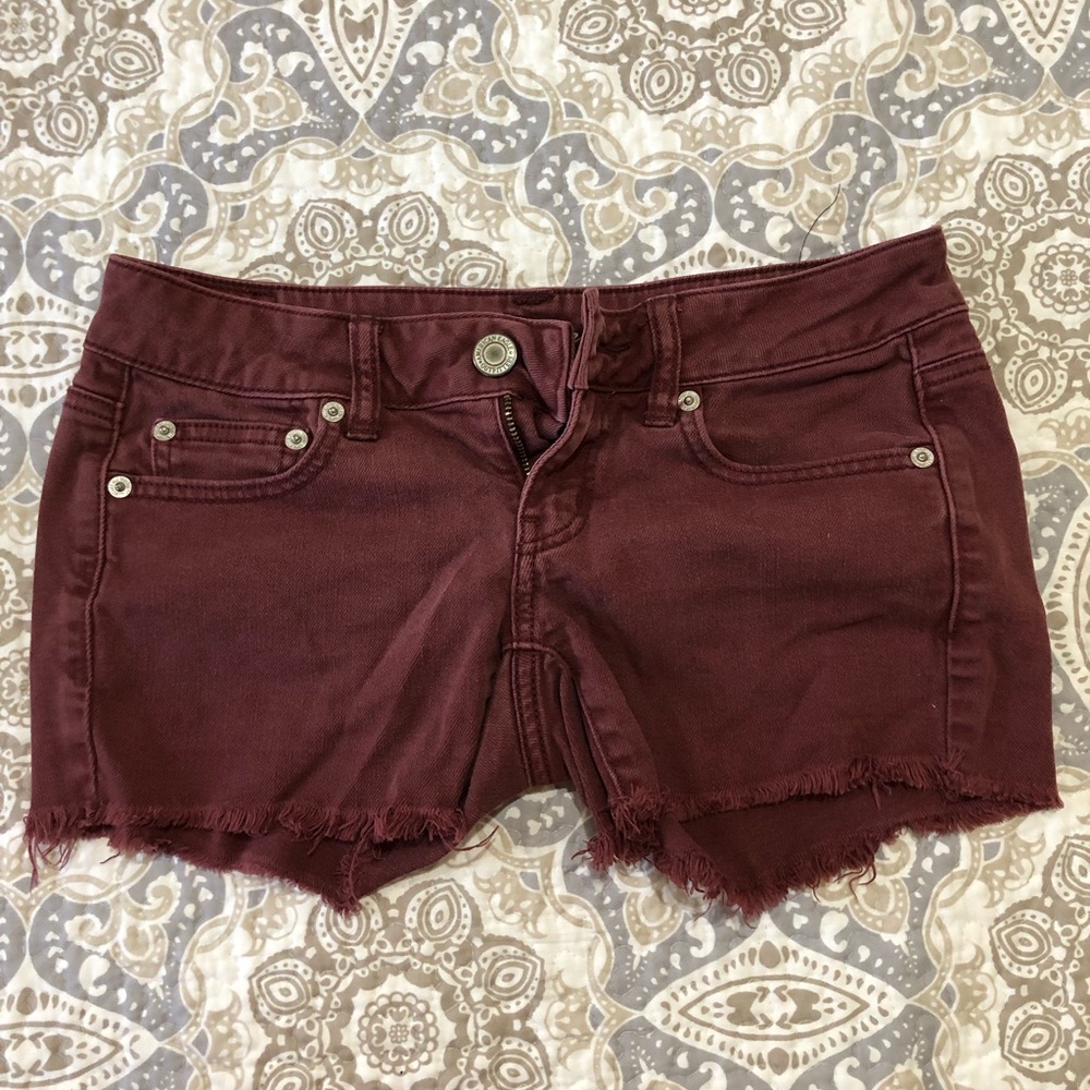🧨 Distressed Maroon Shorts 🧨